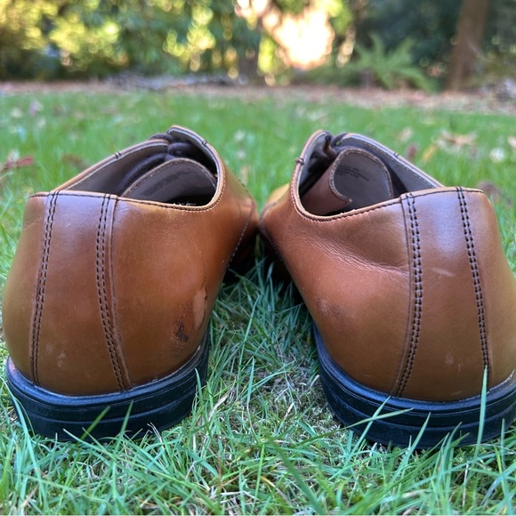 Florsheim Boy Cap Toe Leather Oxfords Big Boy Size 4 Memory Foam Lace Up Comfort - Picture 8 of 10